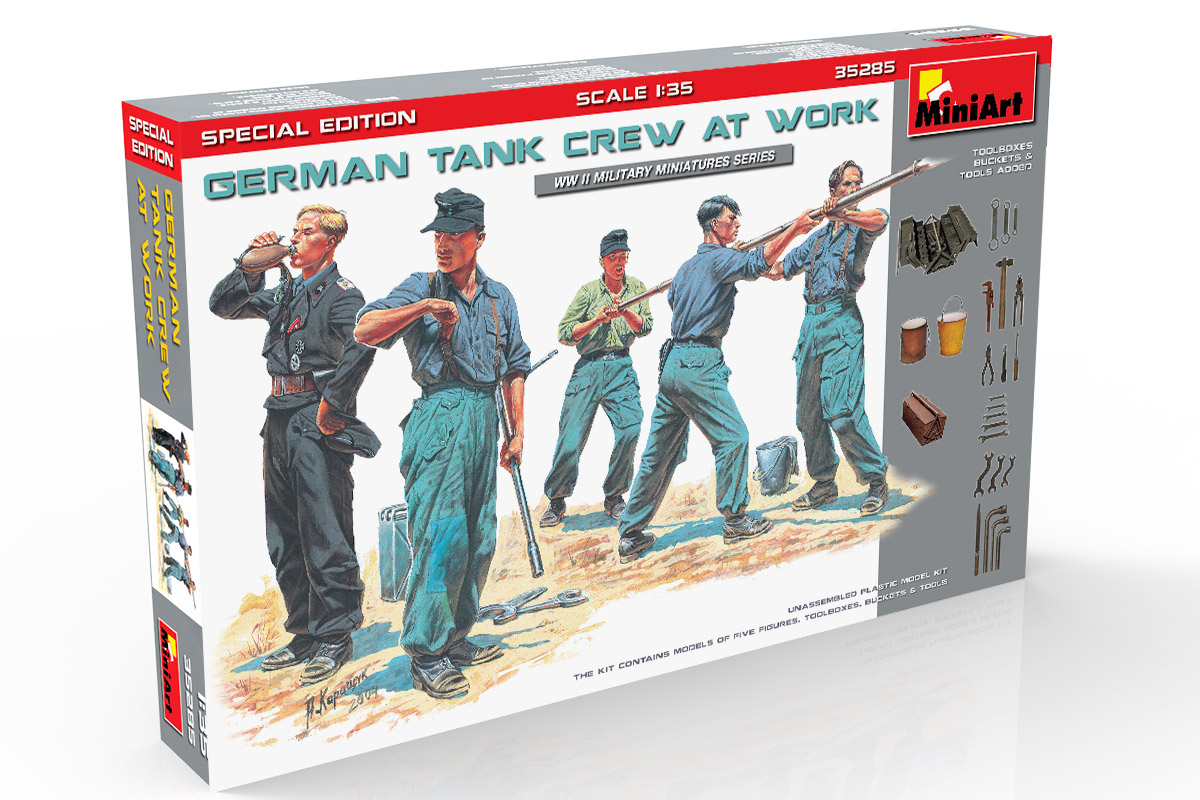 MiniArt German Tank Crew At Work 1/35