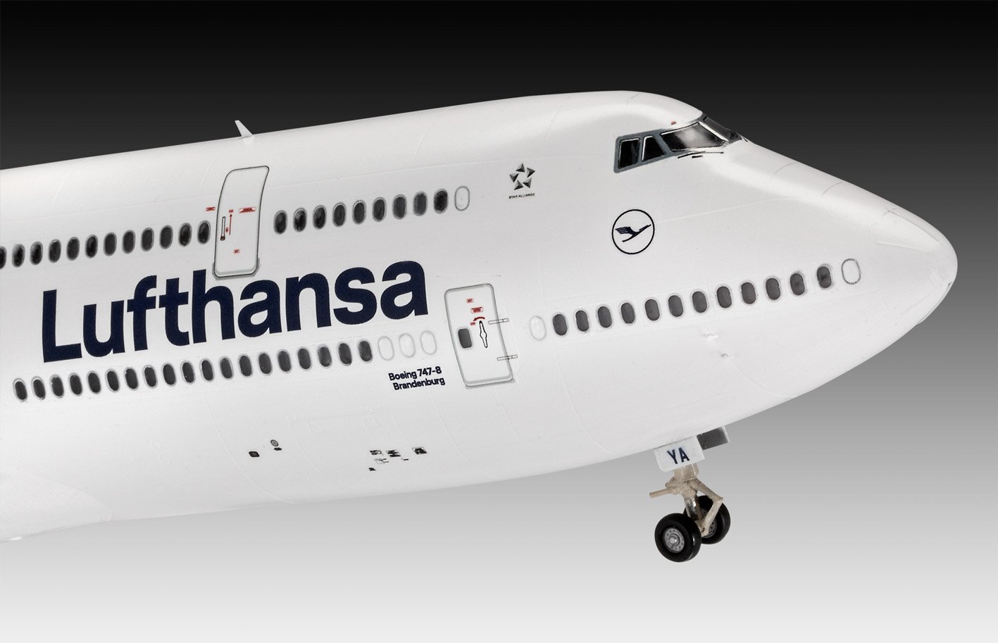 Revell Boeing 747-8 Lufthansa New Livery 1/144