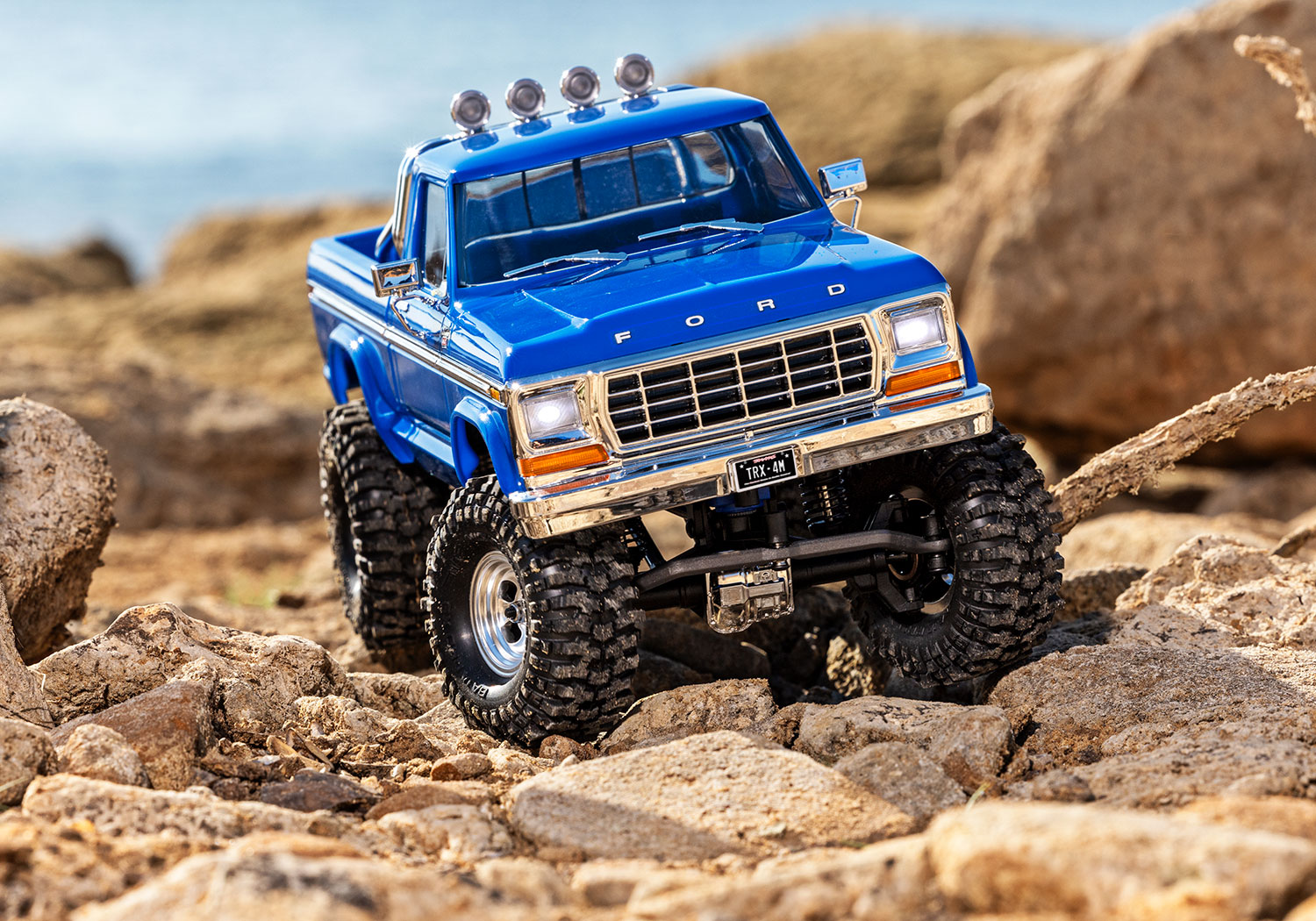 Traxxas TRX-4M High Trail Ford F-150 Ranger XLT Truck 4WD Electric Scale and Trail Crawler with TQ 1/18 Blue