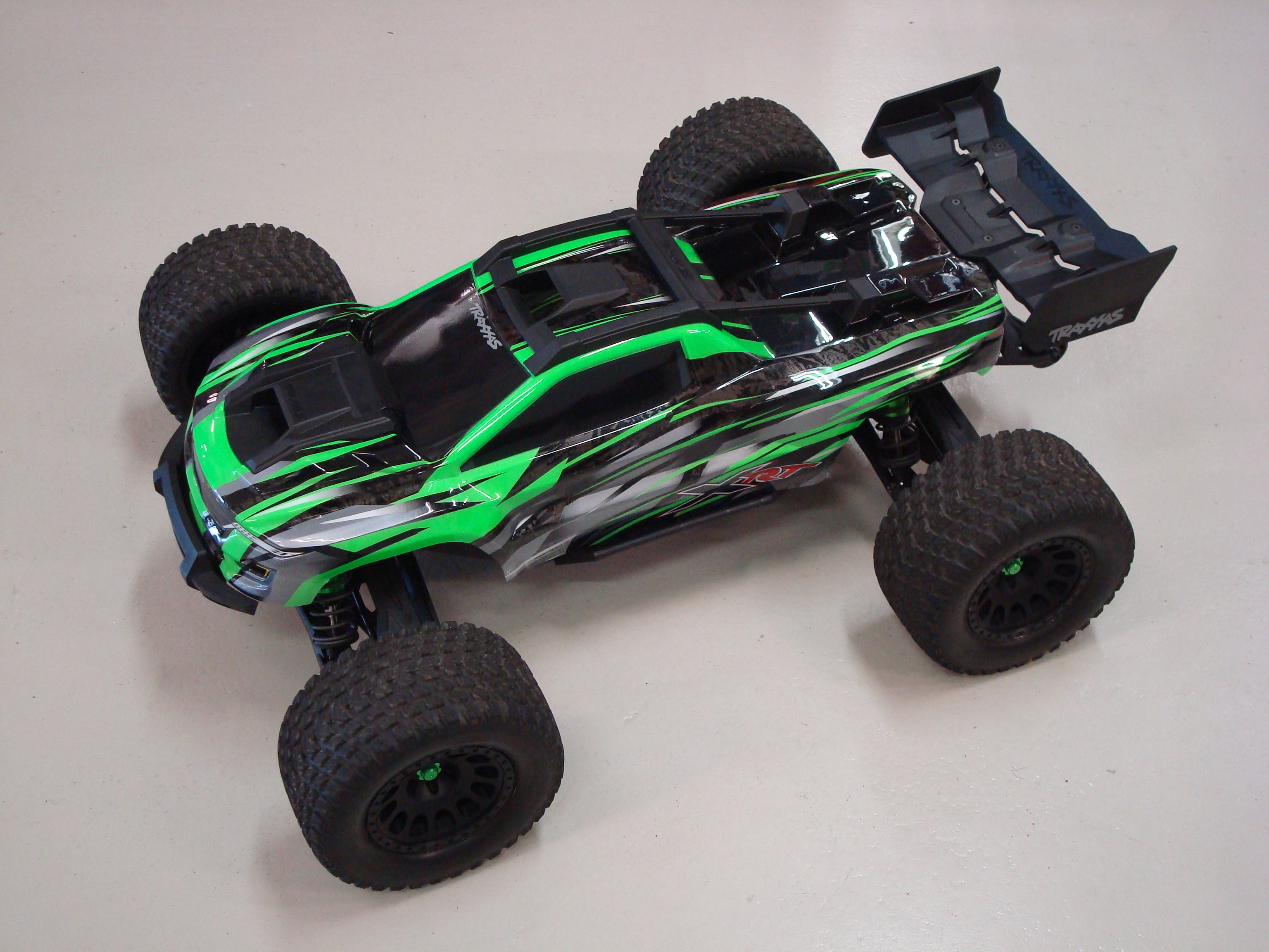 Occasion Traxxas XRT 4WD VXL-8S Race Truck TQi TSM 1/5 (no battery/charger)