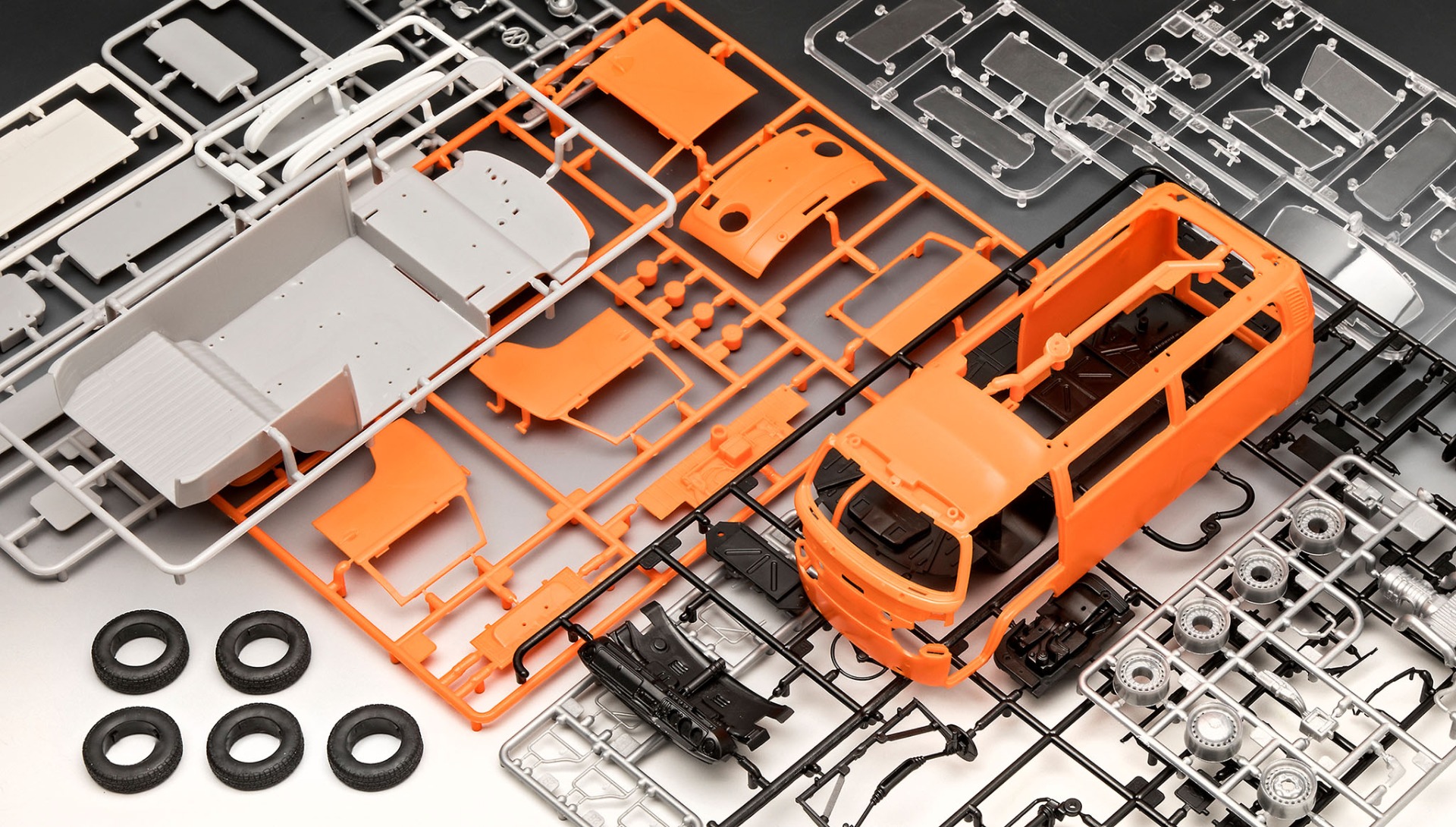 Revell VW T2 Bus 1/24