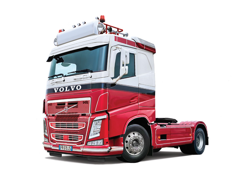 Italeri Volvo FH Low Roof Truck 1/24