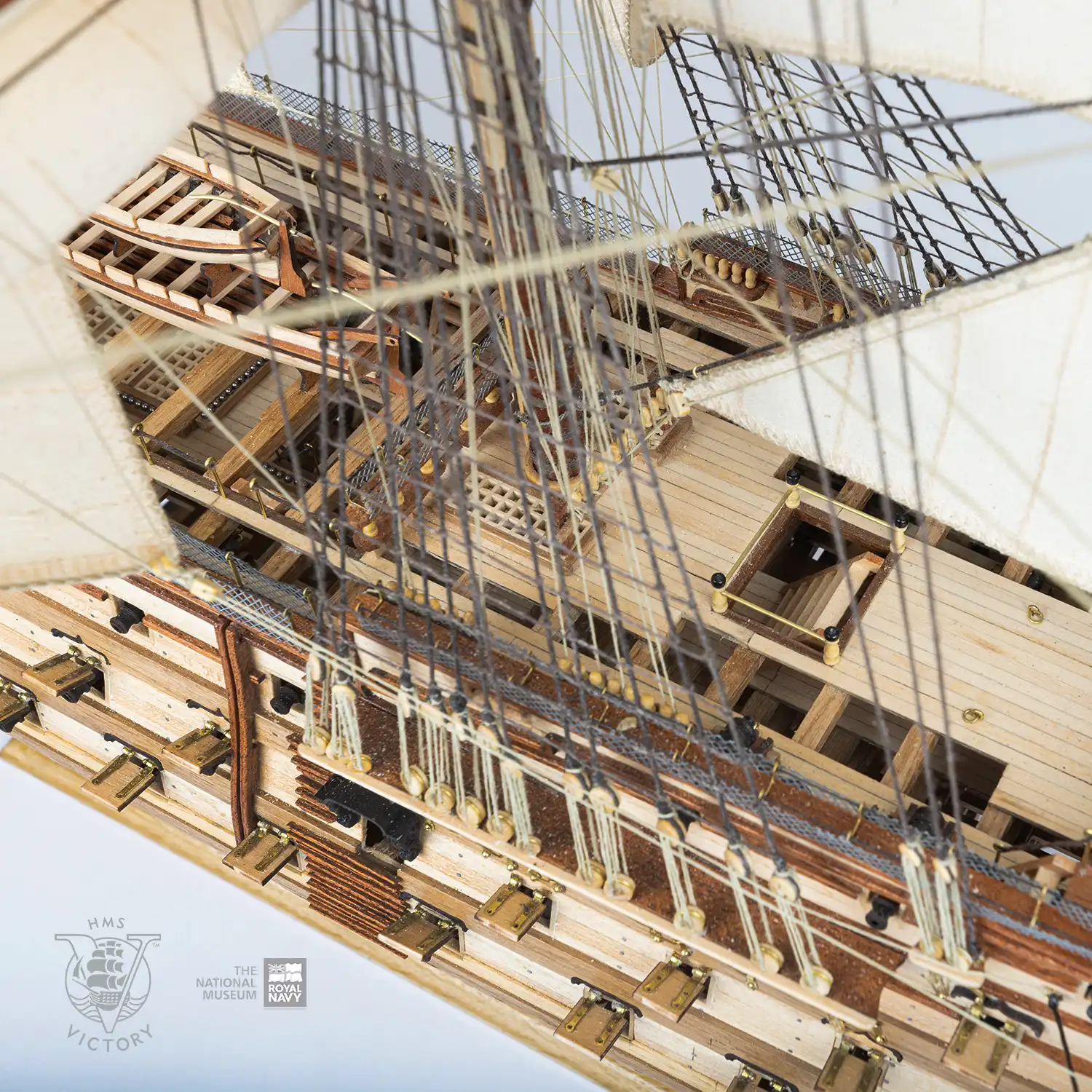 Occre Premium HMS Victory Houten Scheepsmodel kit 1/87