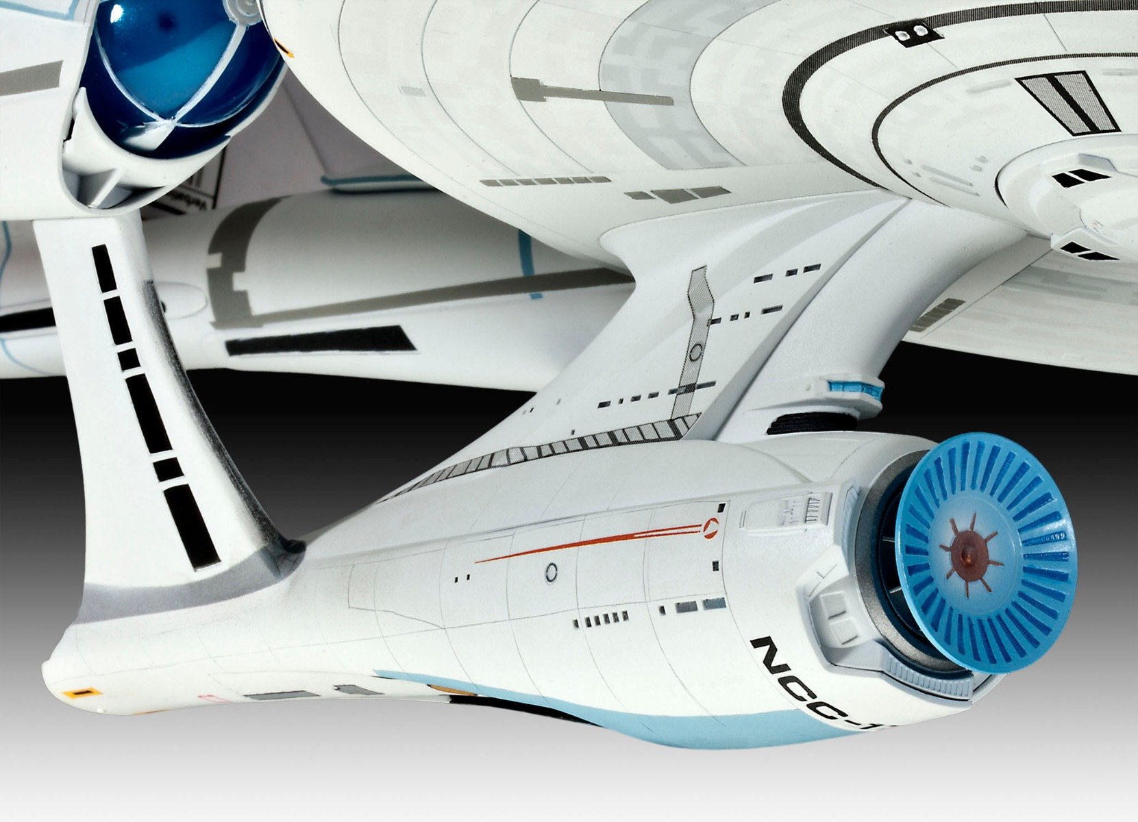 Revell U.S.S. Enterprise NCC-1701 Star Trek Into Darkness 1/500