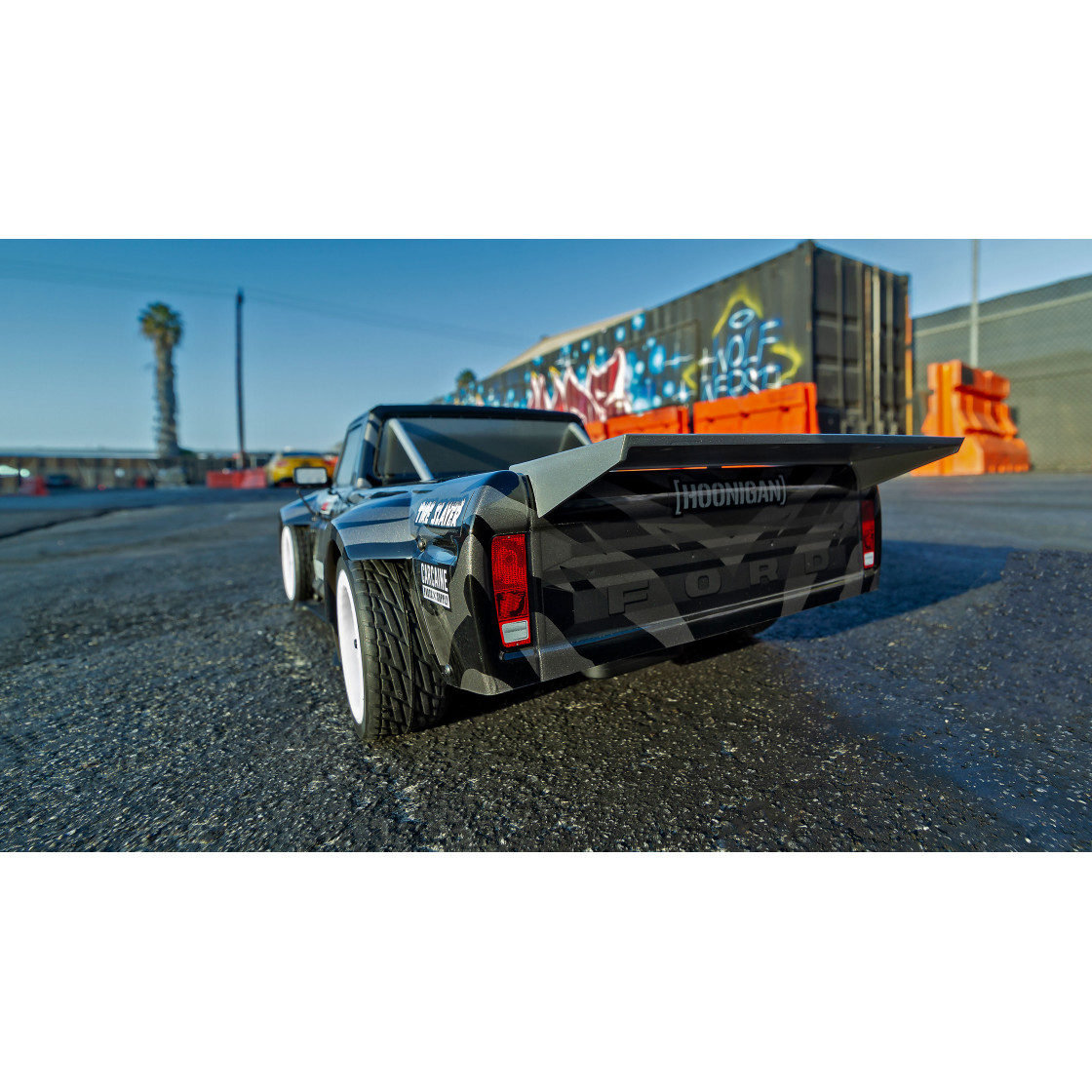 Team Associated Apex2 Hoonitruck RTR 1/10