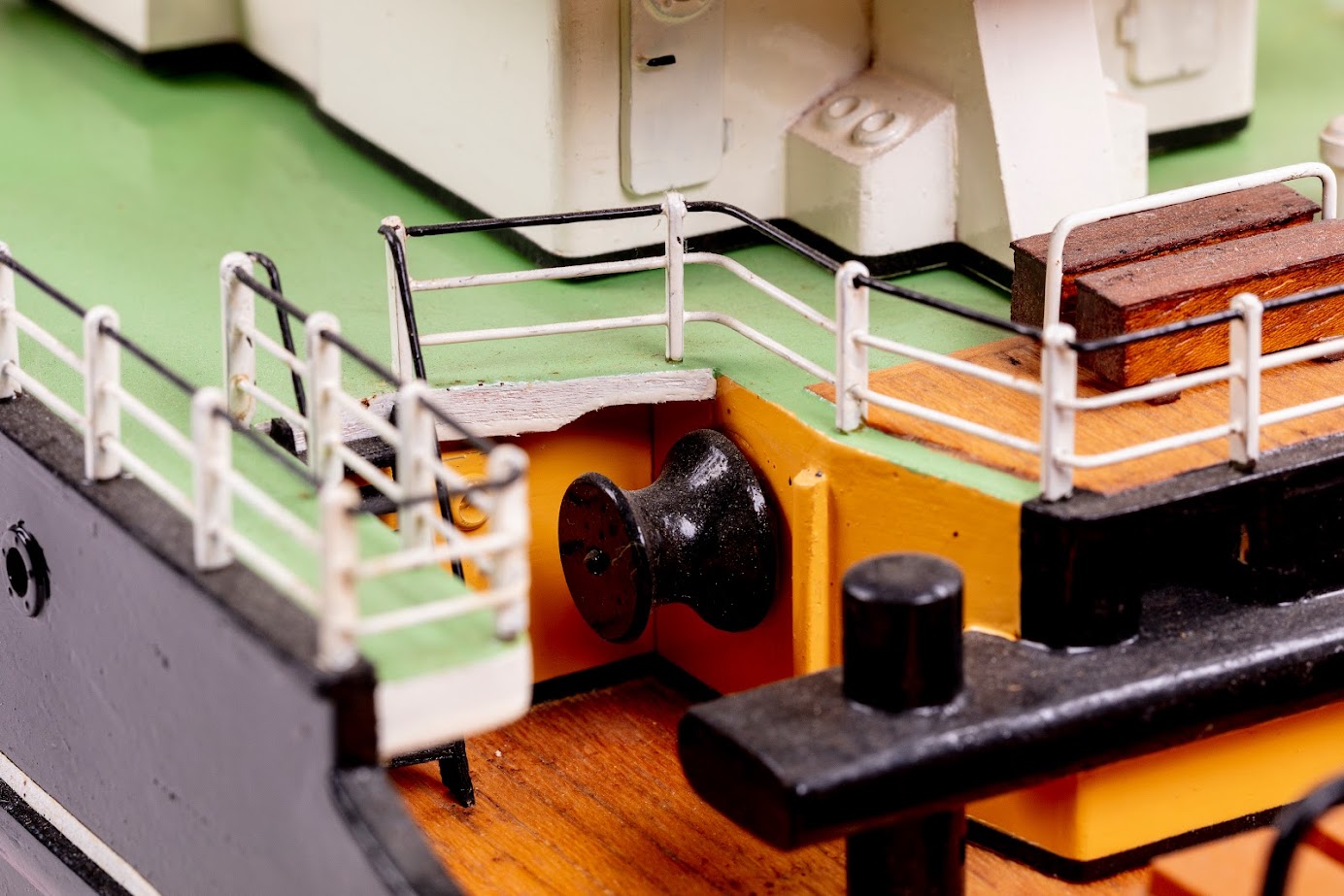 Billing Boats Zwarte Zee 1/90