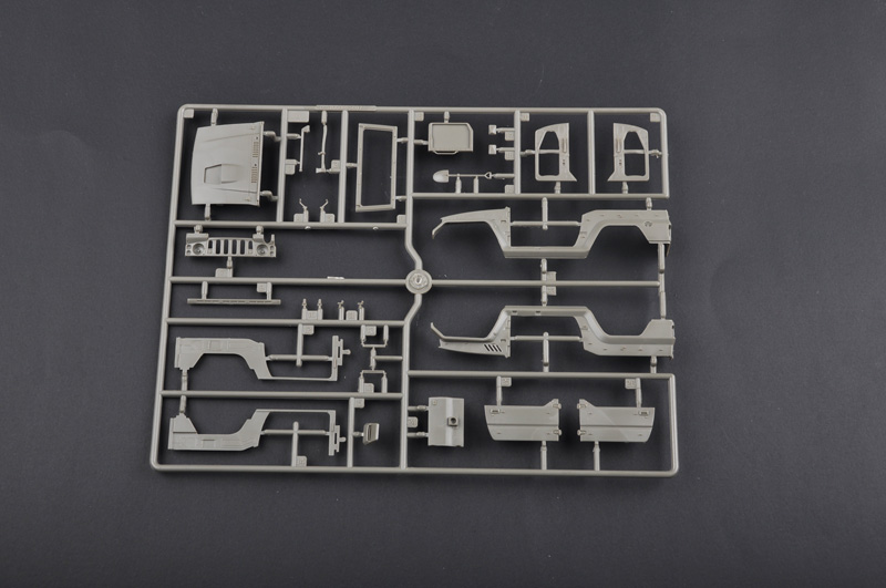 Trumpeter JGSDF Type 73 Light Truck Recon 1/35