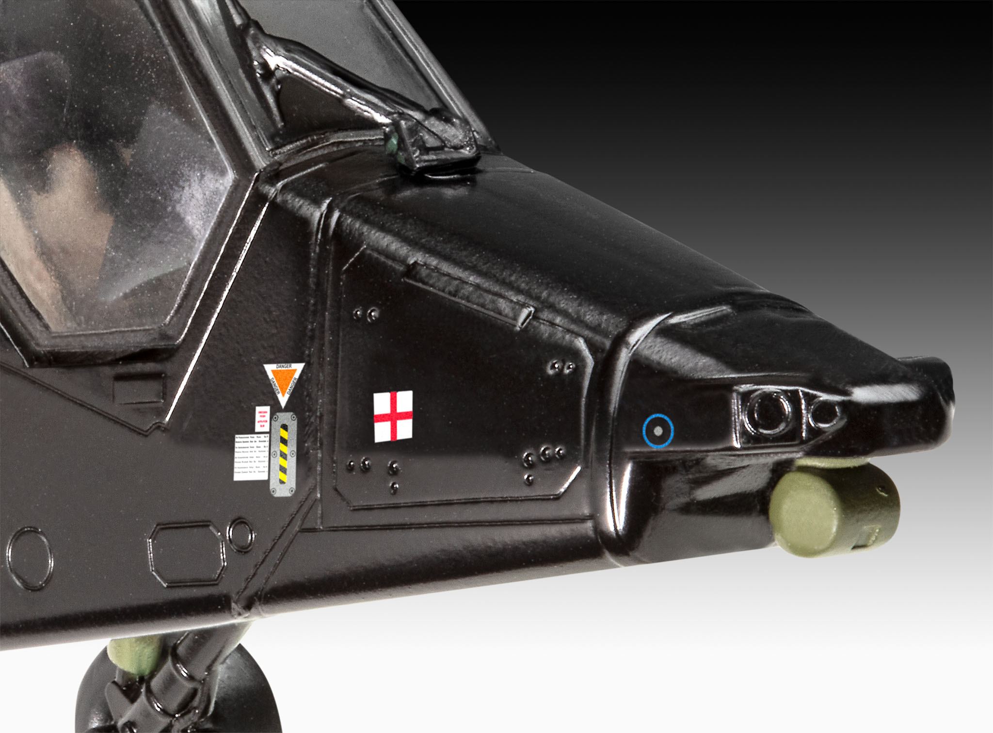 Revell Geschenkset Eurocopter Tiger (James Bond 007) "GoldenEye" 1/72