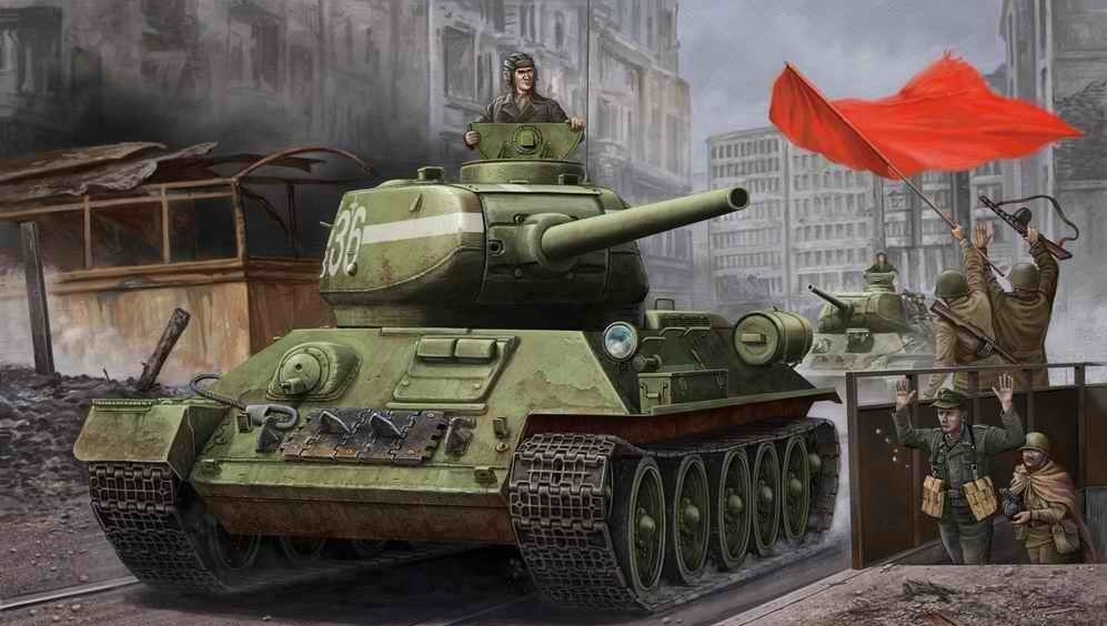 HobbyBoss RussianT-34/85(1944 angle-jointed turret) tank 1/48
