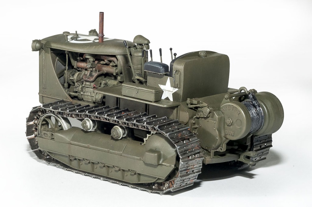 MiniArt U.S. Tractor w/Towing Winch & Crewmen 1/35