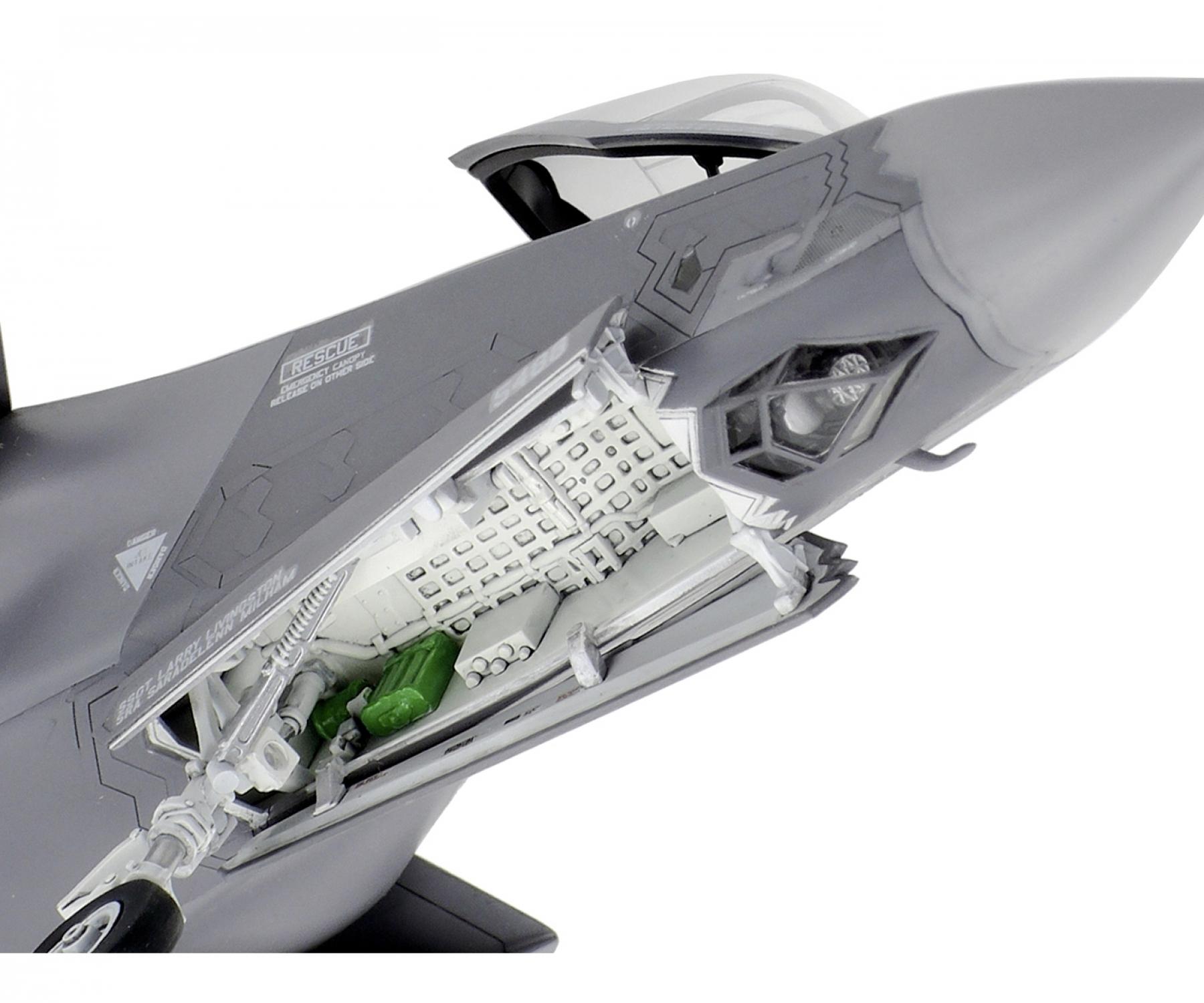 Tamiya Lockheed Martin F-35A Lightning II 1/72