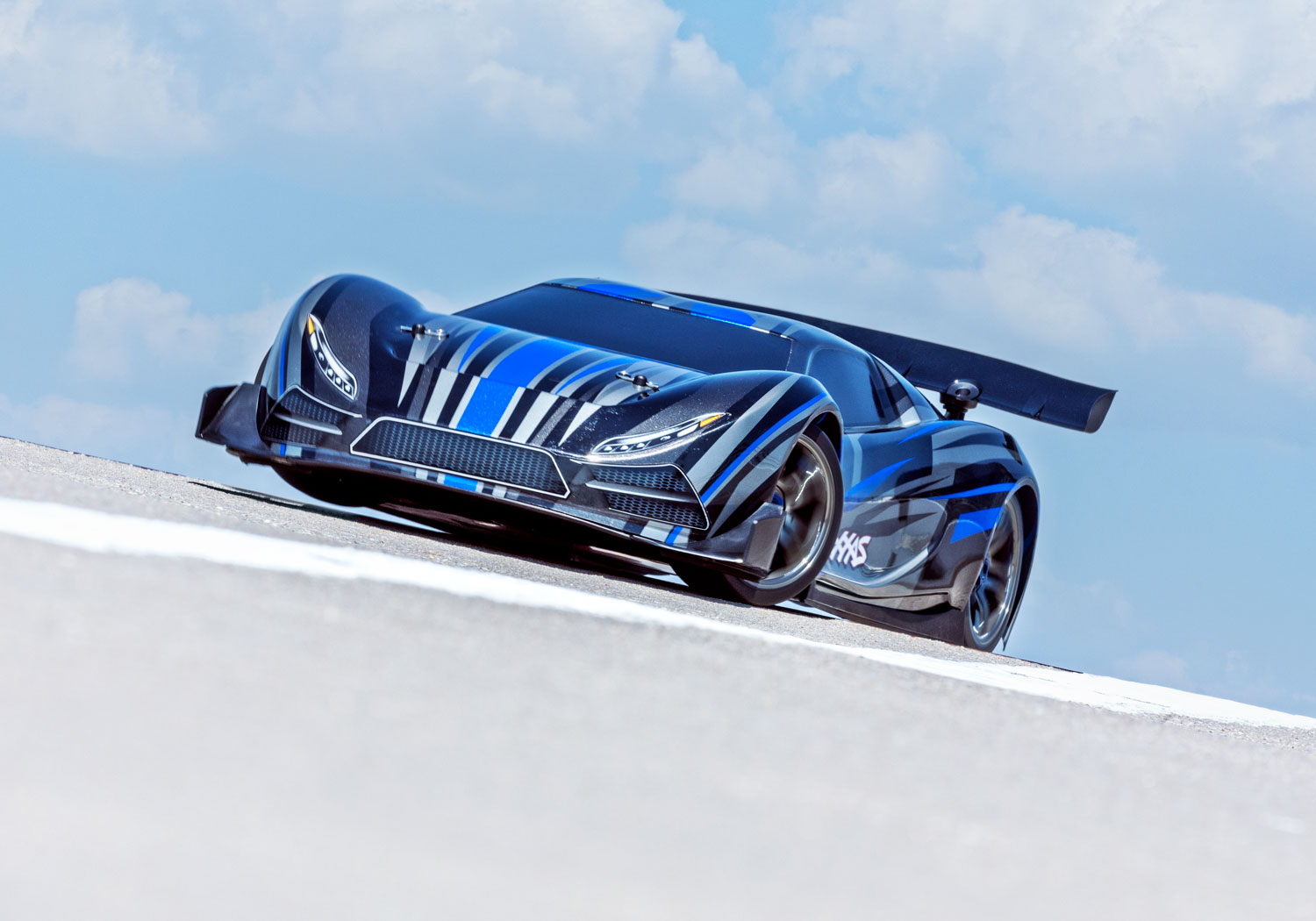 Traxxas XO-1 Supercar Brushless 6S 4WD TQi TSM RTR Blue