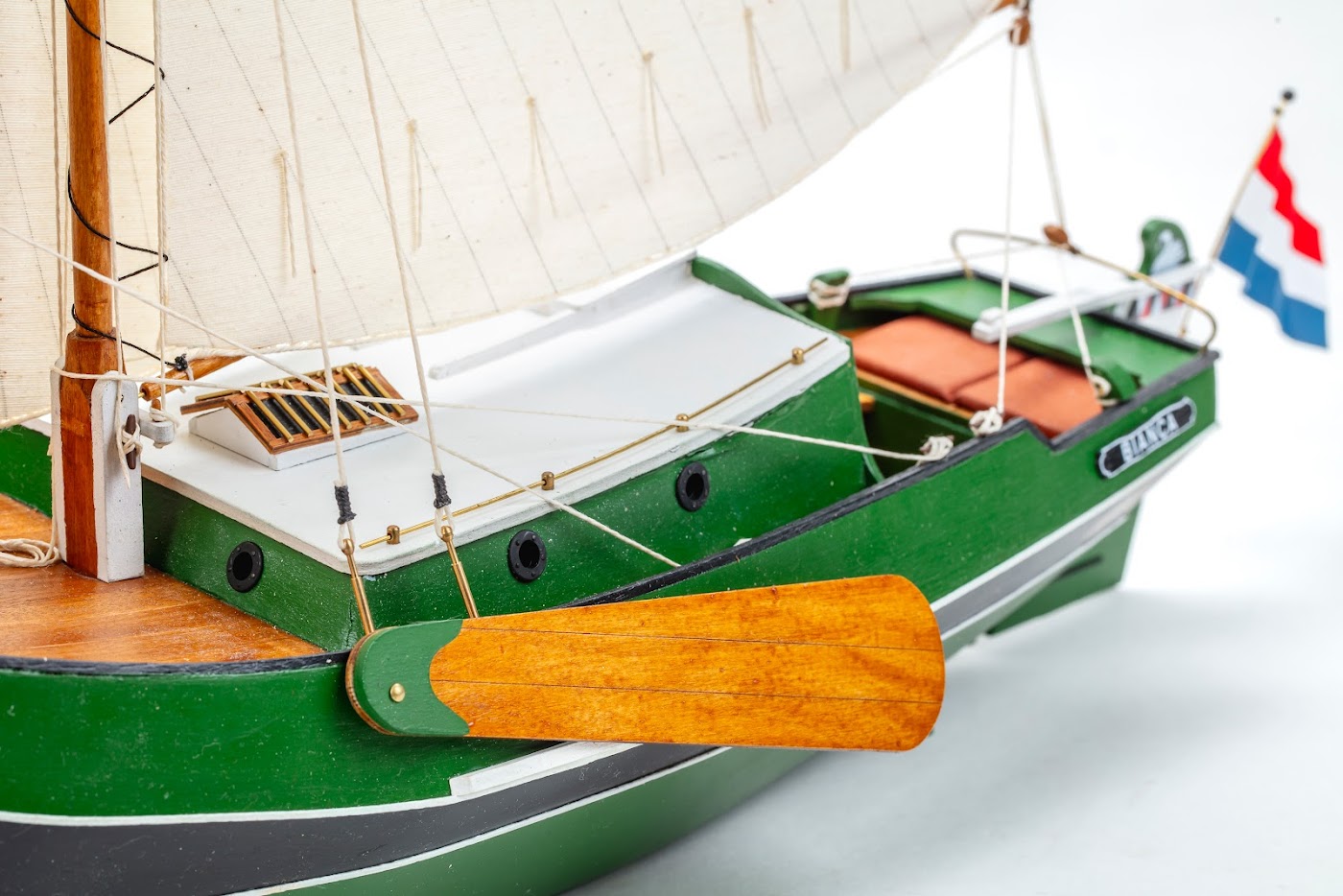 Billing Boats Zeeschouw 1/22