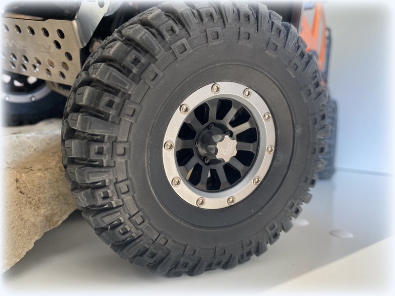 Absima Wielnaaf Zilver M4 met Bevestigingstool