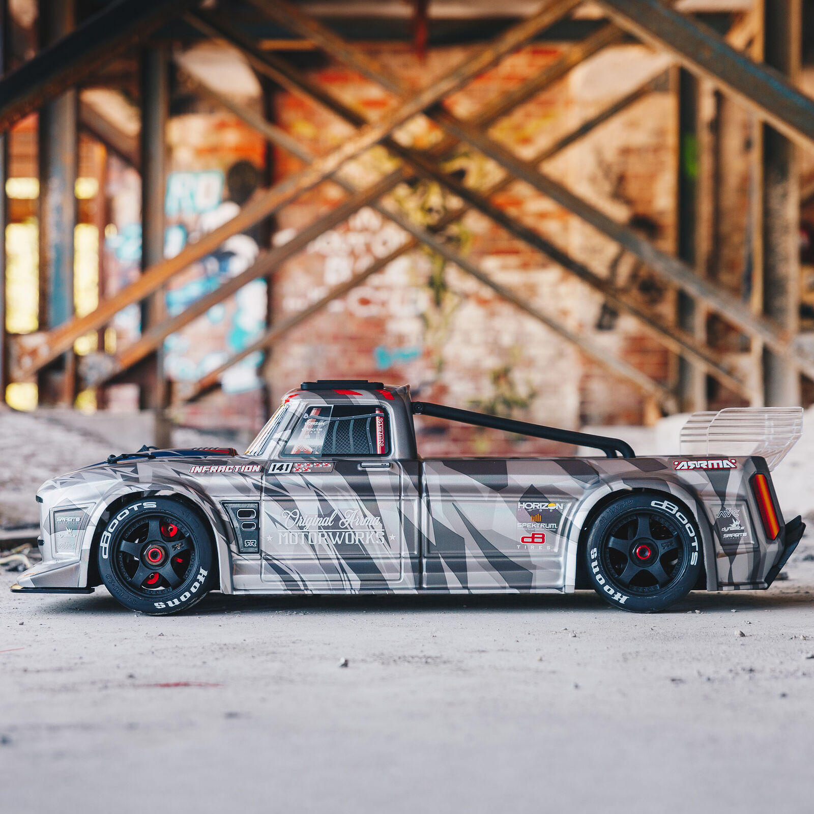 Arrma Infraction 6S BLX V2 All-Road Truck RTR 1/7 Silver