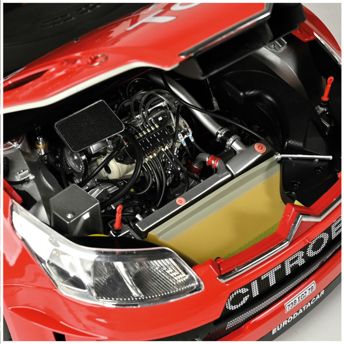 IXO Citroen C4 WRC 1/8
