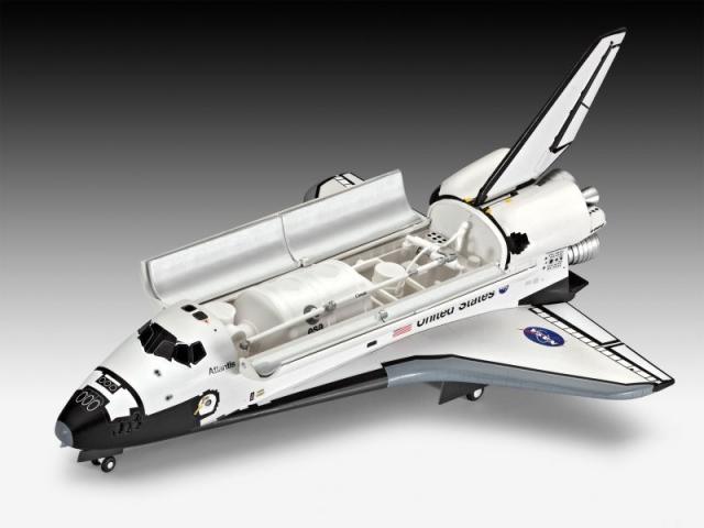 Revell Space Shuttle Atlantis 1/144