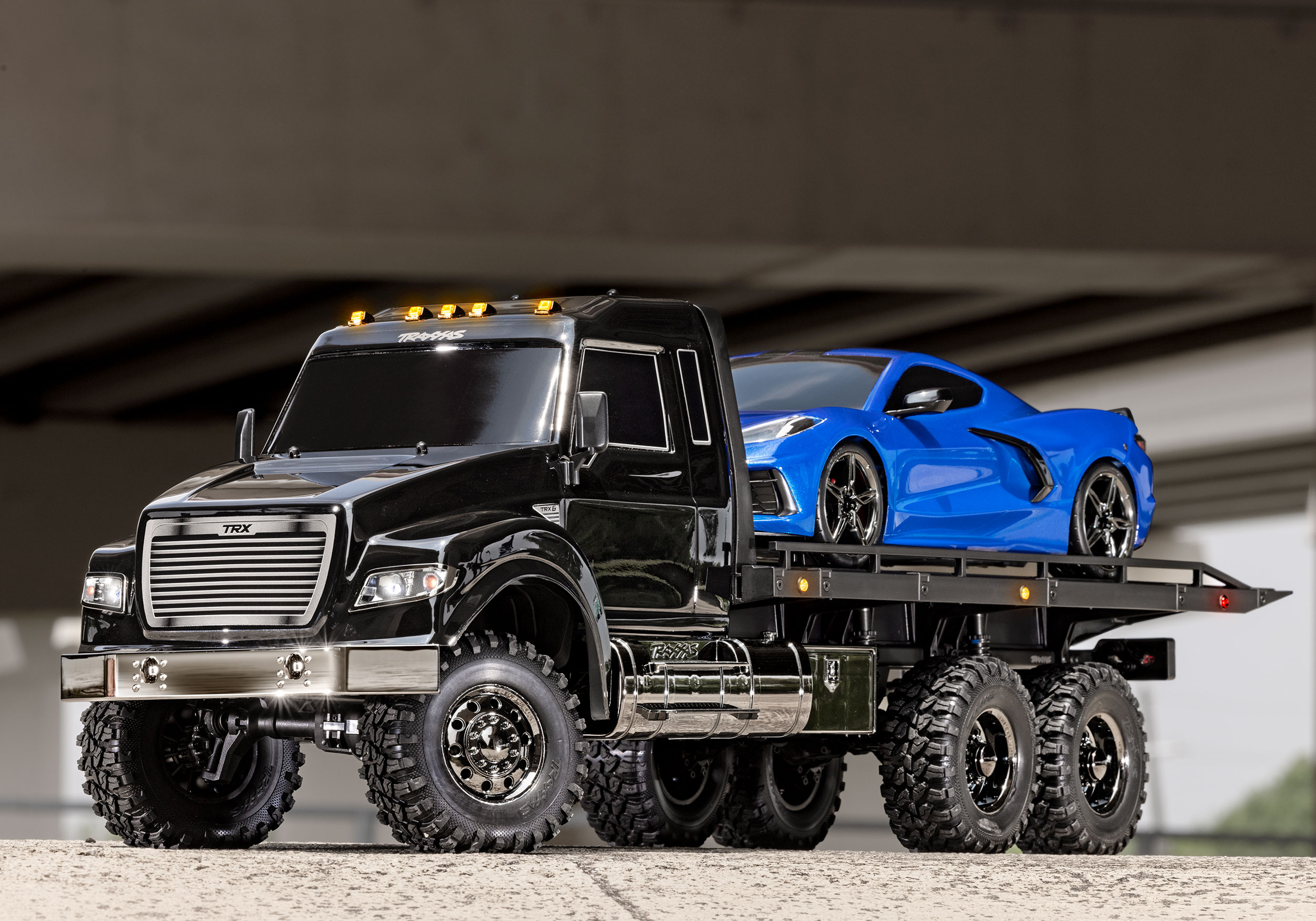 Traxxas Ultimate RC Hauler Truck with Winch Black RTR 1/10
