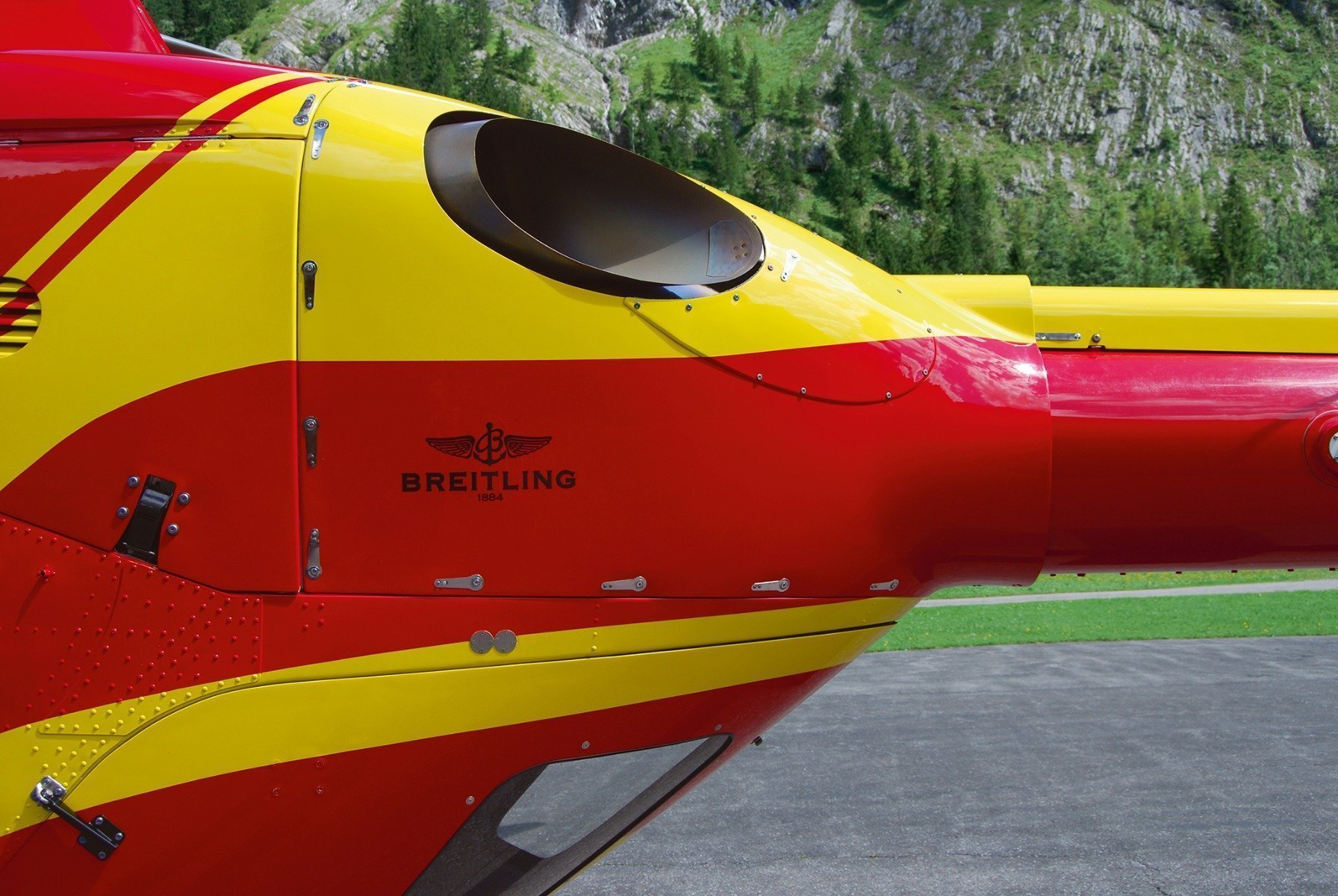 Revell EC135 Air-Glaciers Helicopter 1/72