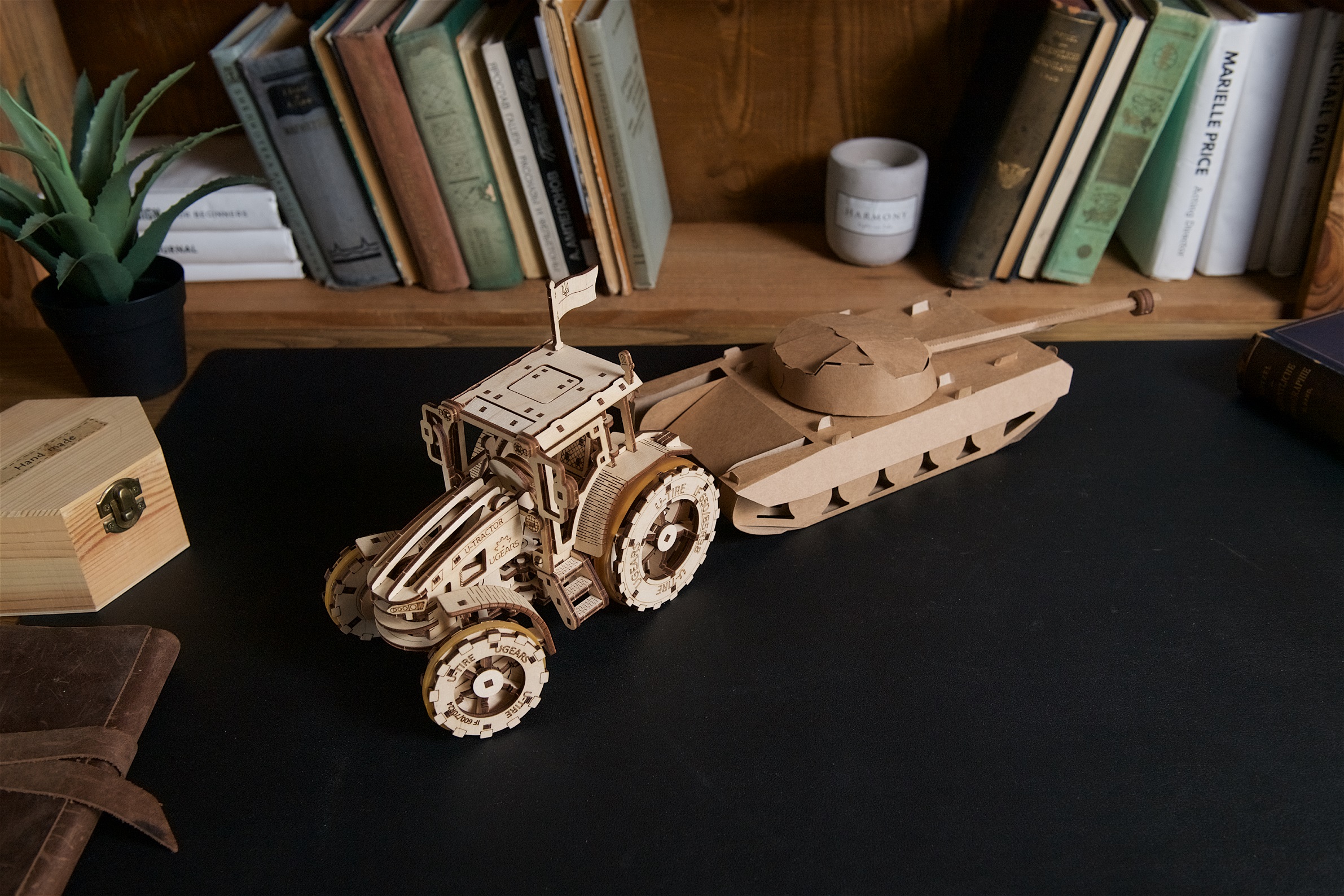 U-Gears De Tractor Wint mechanisch houten bouwpakket
