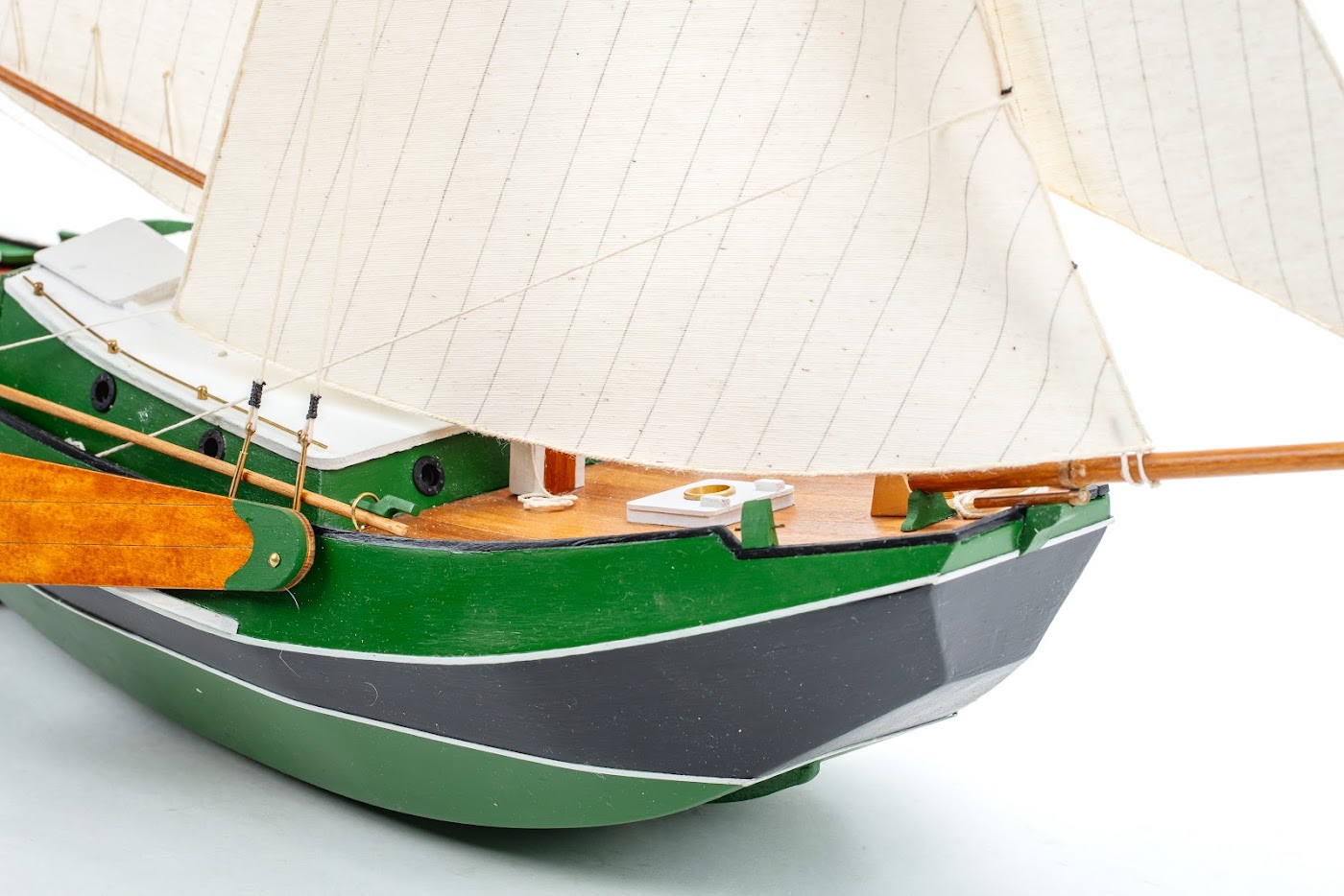 Billing Boats Zeeschouw 1/22