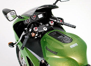 Tamiya Kawasaki Ninja ZX-12R 1999 1/12