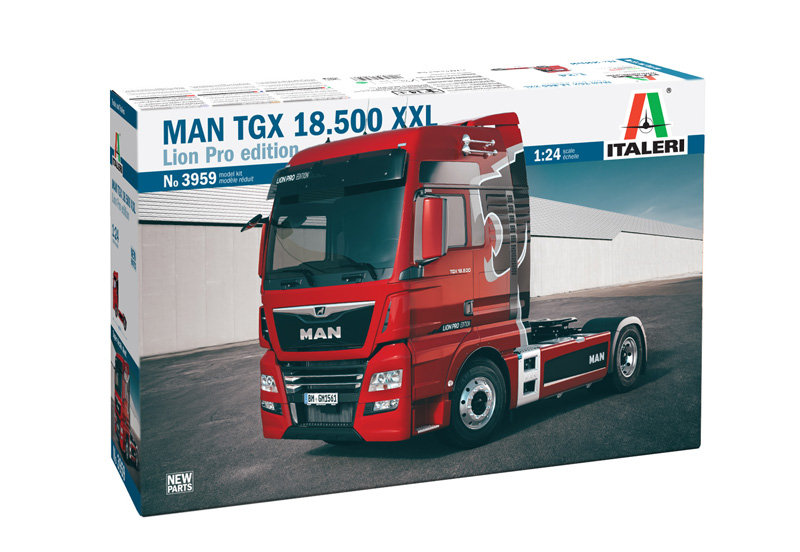 Italeri MAN TGX 18.500 XXL Lion Pro Edition