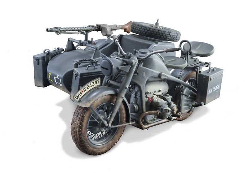 Italeri Zundapp KS 750 with Sidecar 1/9