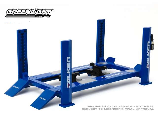 Greenlight Four-Post Lift Verstelbaar 1/18