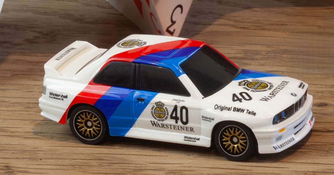 HPI Racing Nano-TTR 1989 BMW M3 E30 Warsteiner 1/64