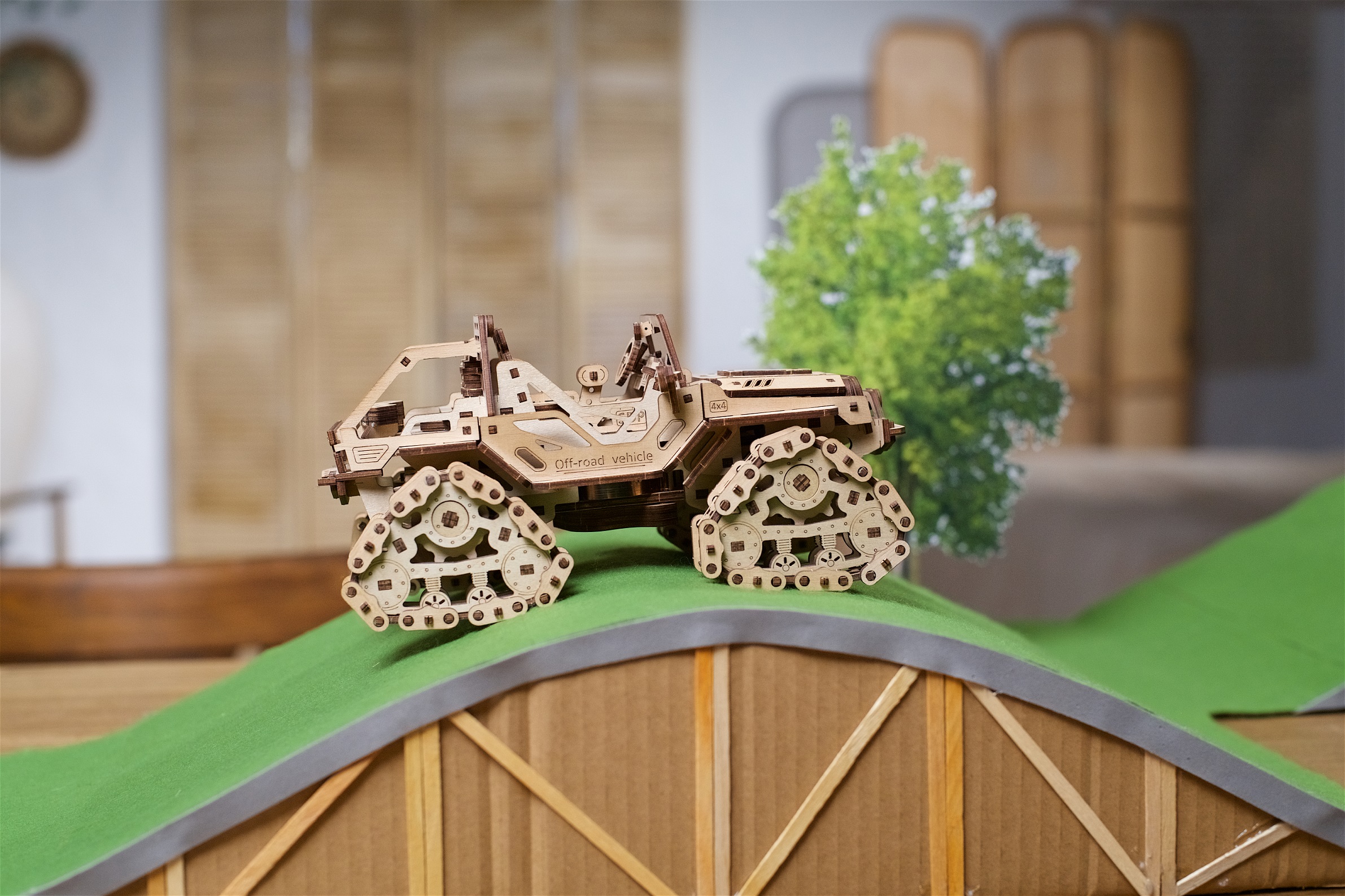 U-Gears Off-road Terreinwagen mechanisch houten bouwpakket