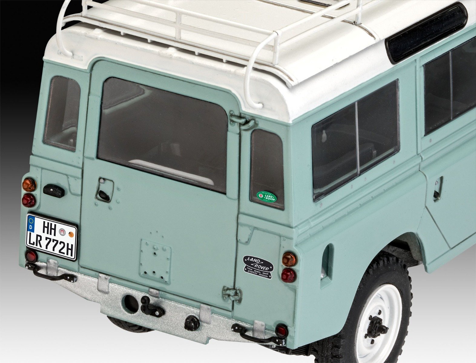 Revell Land Rover Series III LWB Model set 1/24