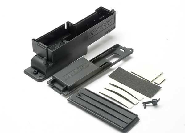 Traxxas Electronics box right/ box cover/ charge jack plug (rubber)