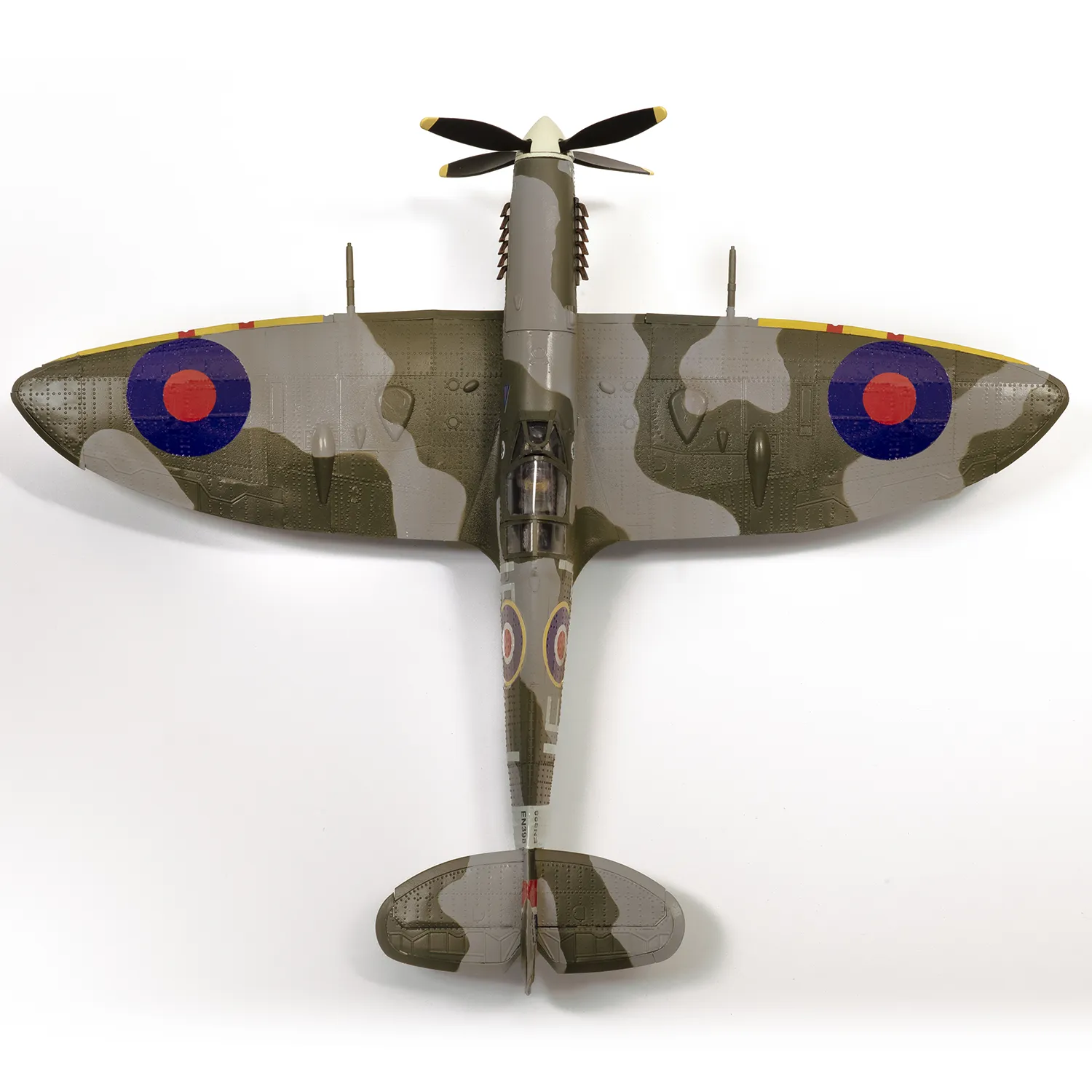 Occre Supermarine Spitfire Mk IXc EN398 Aircraft Model – World War II – 1/24