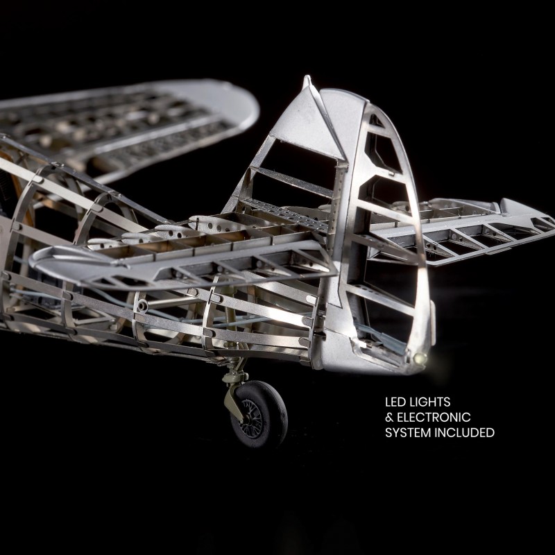 Artesania Latina Metal & Plastic Model: Messerschmitt Bf109G Aircraft 1/16