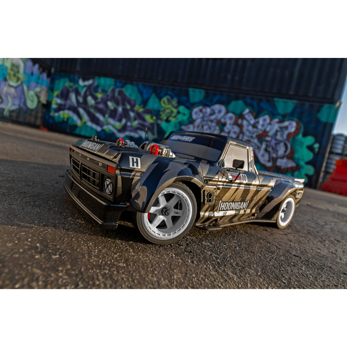 Team Associated Apex2 Hoonitruck RTR 1/10