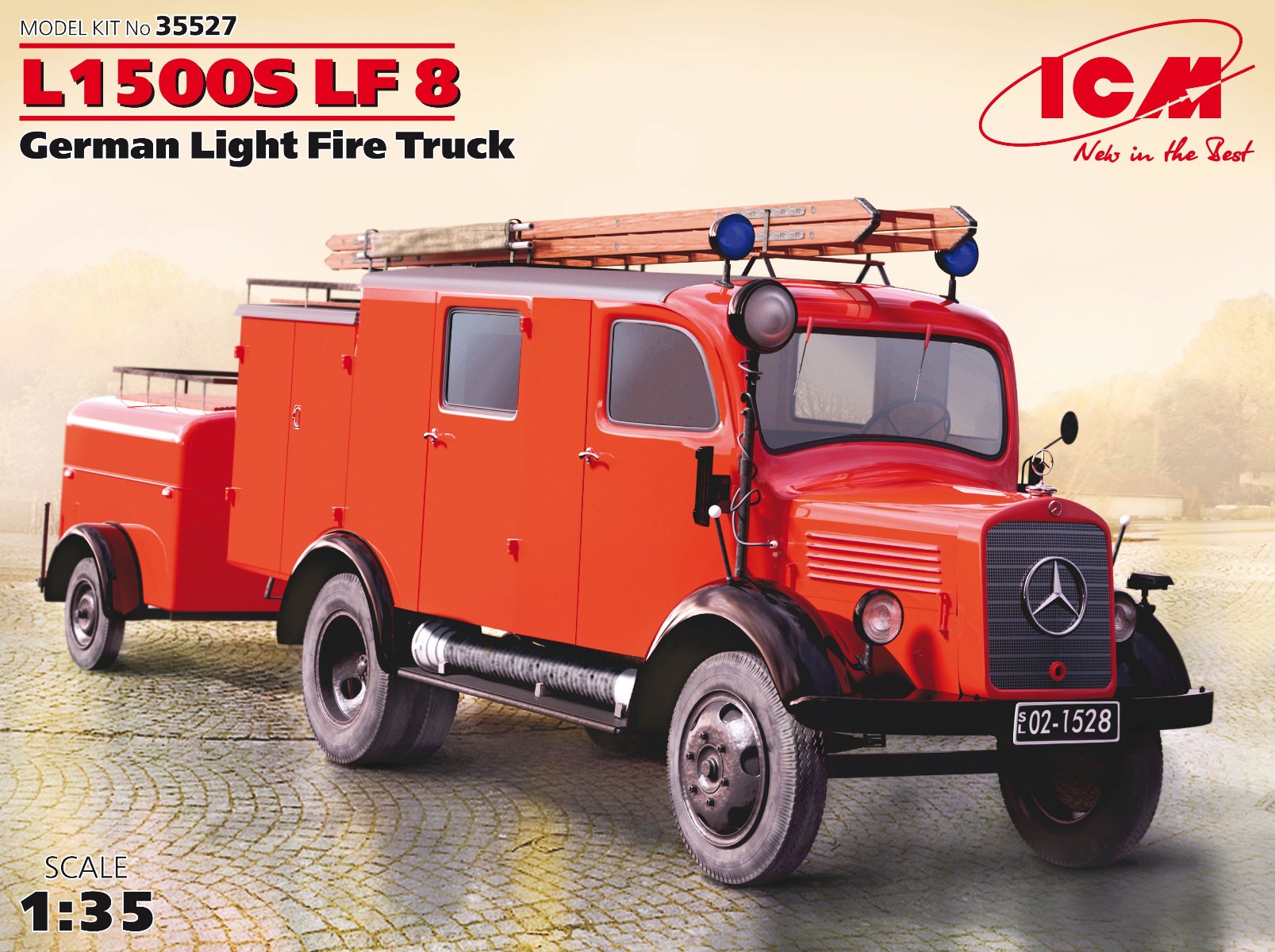 ICM L1500S LF 8 Duitse Brandweer Auto 1/35