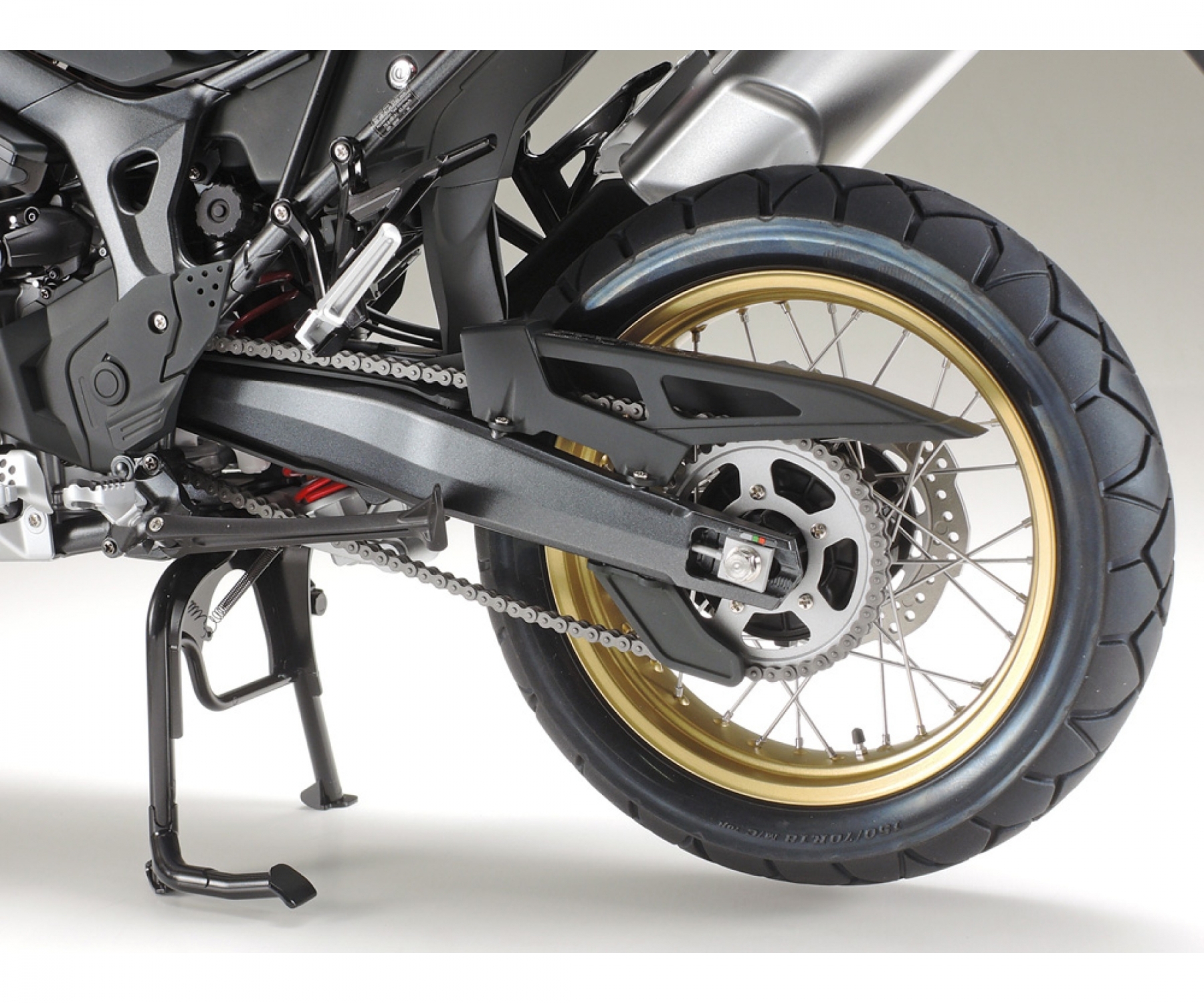 Tamiya Honda CRF 1000L Africa Twin Enduro 1/6
