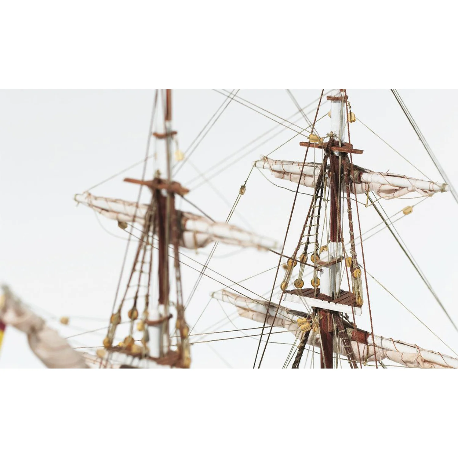 Occre De Brik Aurora Houten Scheepsmodel 1/65