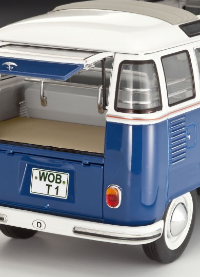Revell Volkswagen T1 Samba Bus 1/24