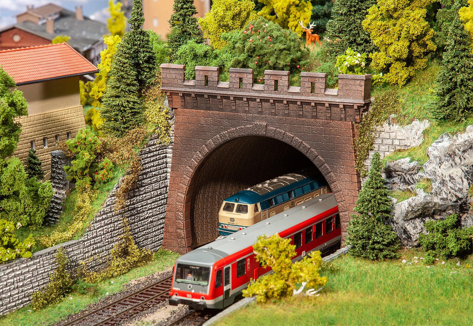 Faller Tunnelportaal dubbelspoor H0 (2)