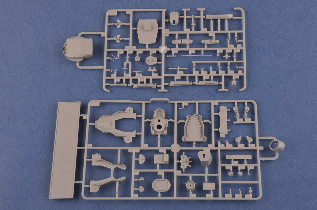 HobbyBoss French Navy Strasbourg Battleship 1/350