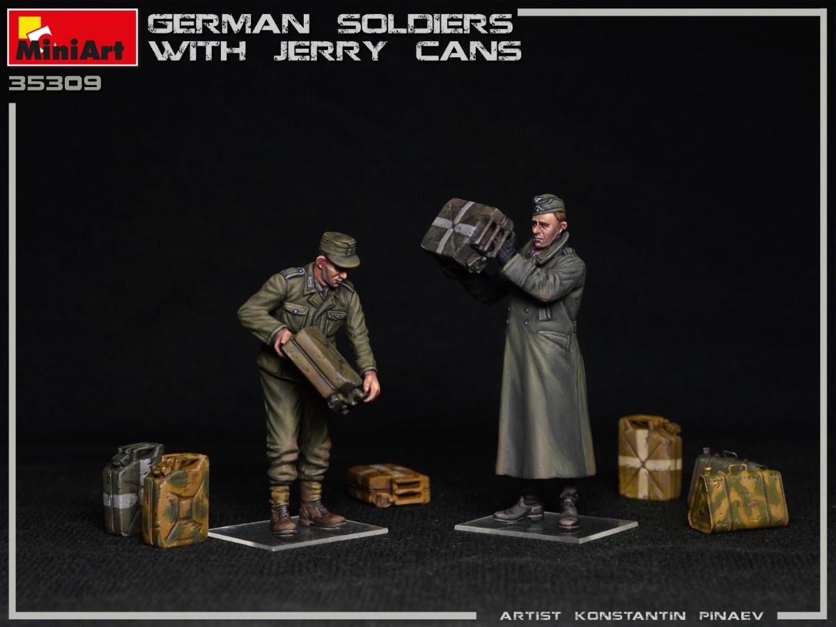 MiniArt German Soldiers with Jerry Cans 1/35