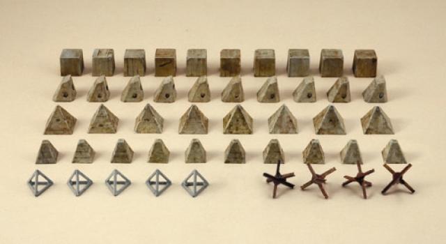 Italeri Anti Tank Obstacles 1/72