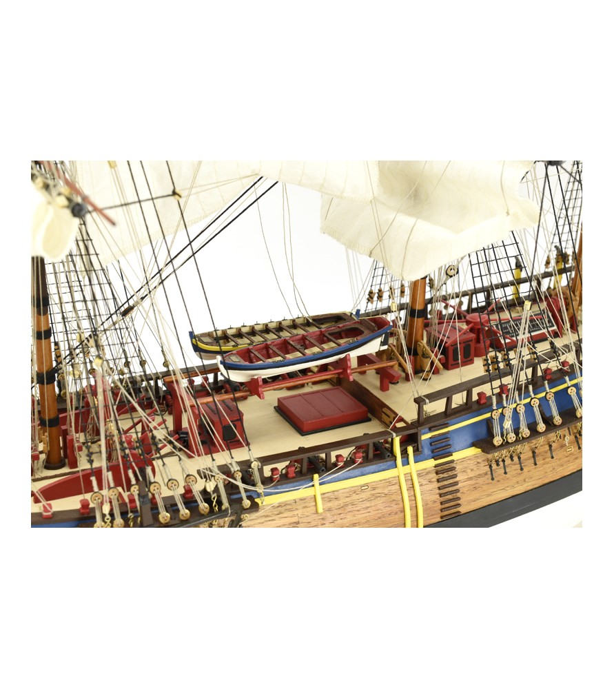 Artesania Latina HMS Endeavour Houten Scheepsmodel 1/65