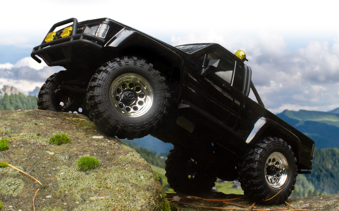 HPI Venture 18 Toyota Hilux SR5 Crawler Black 1/18