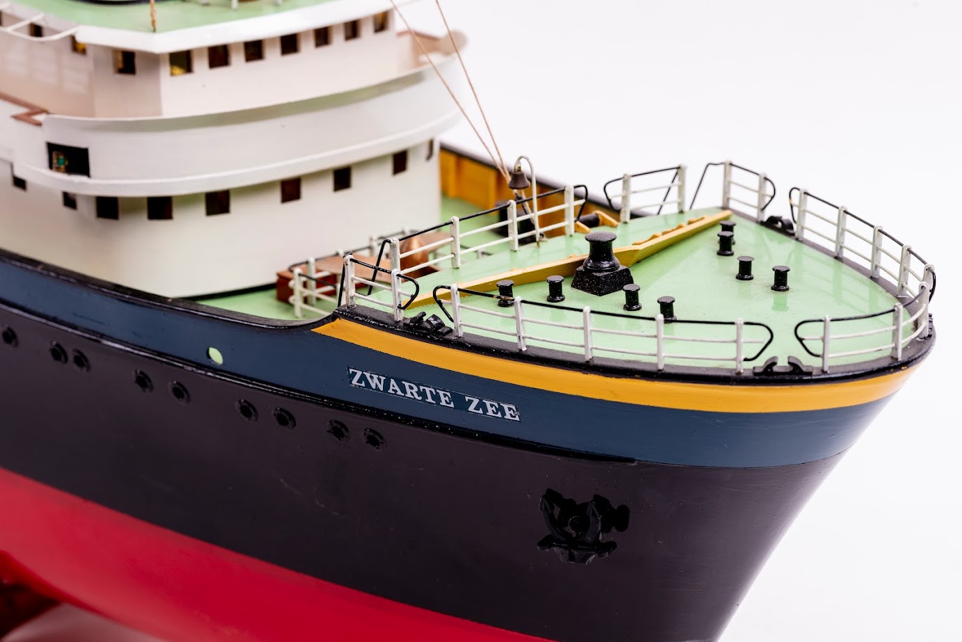 Billing Boats Zwarte Zee 1/90