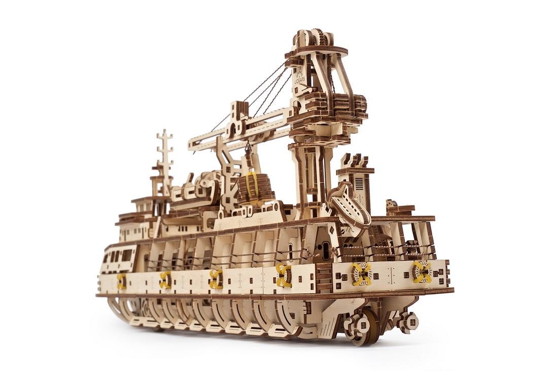 U-Gears Onderzoeksschip / Research Vessel mechanisch houten bouwpakket