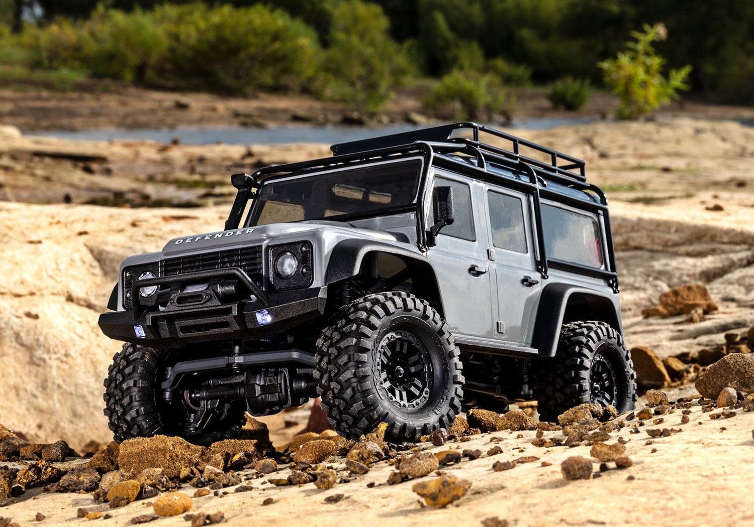 Traxxas TRX-4M Land Rover 4WD Electric Scale and Trail Crawler with TQ 1/18 Silver