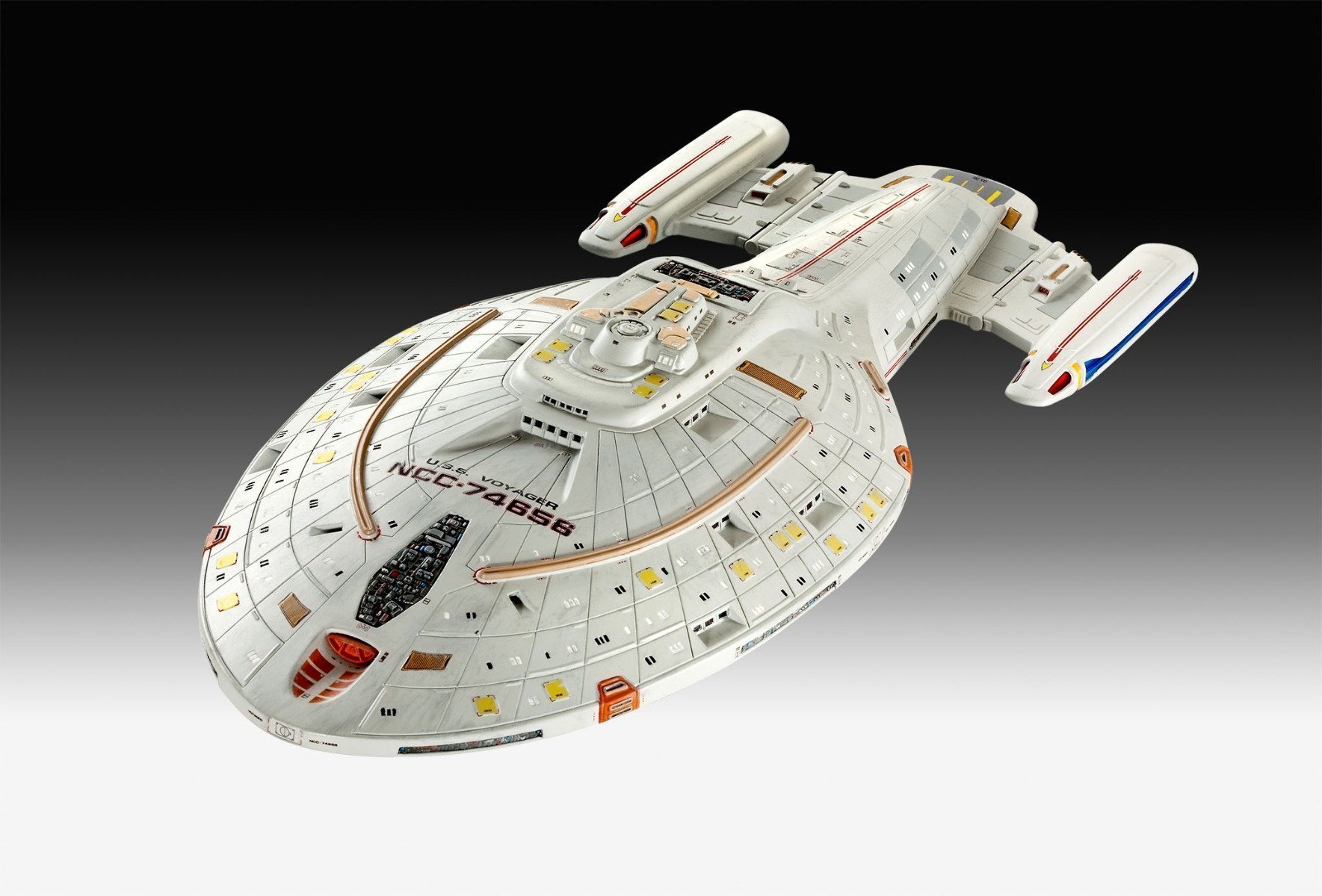 Revell U.S.S. Voyager 1/670